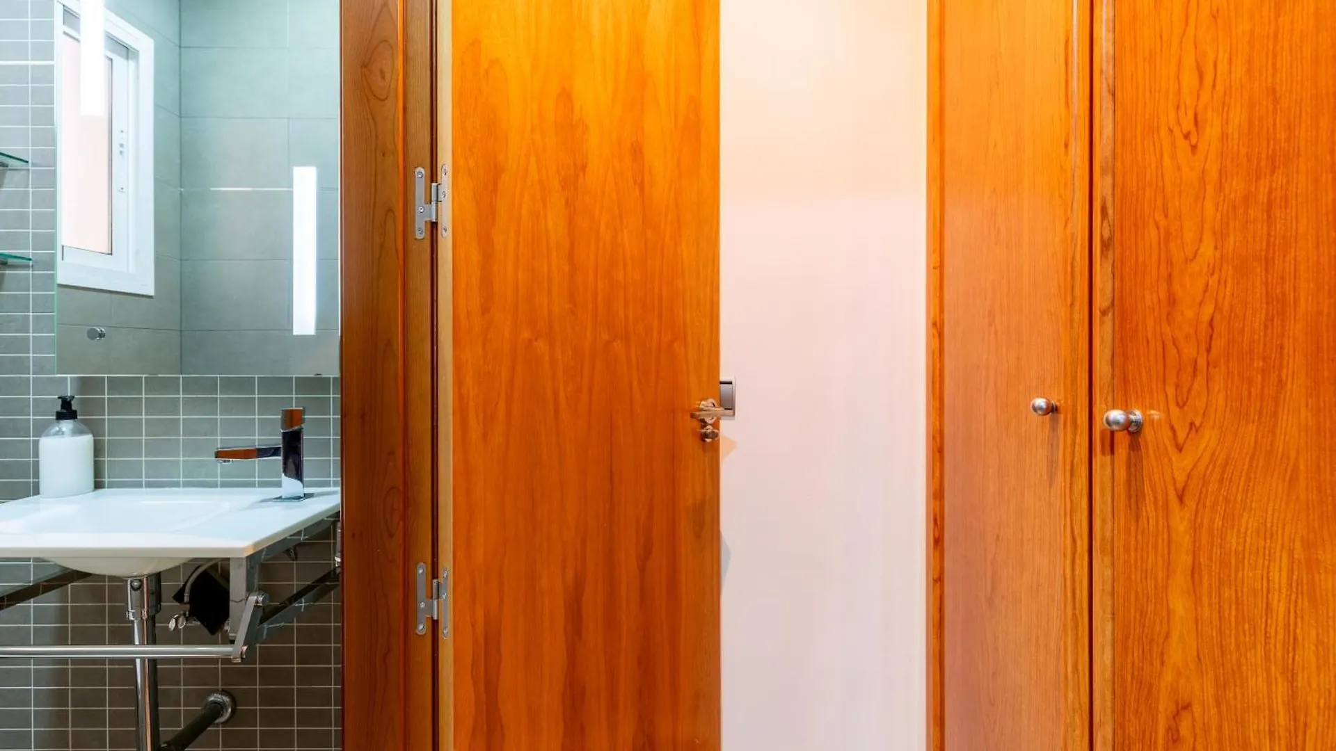 Apartamento Malhara Seville 0*,